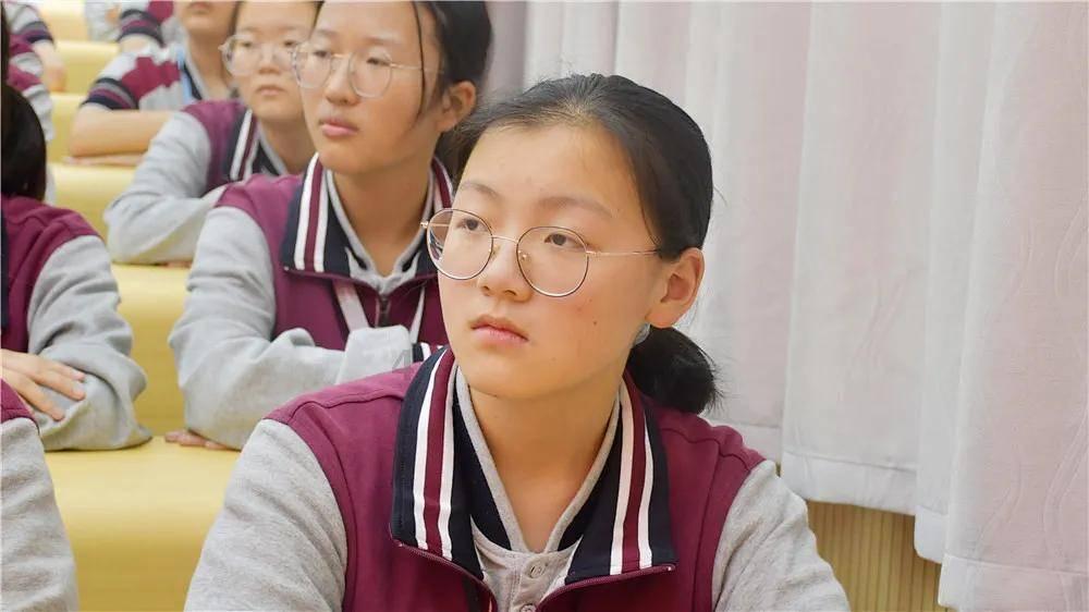博主称小米是国内国际齐发力 澎湃OS也出海抢市场了